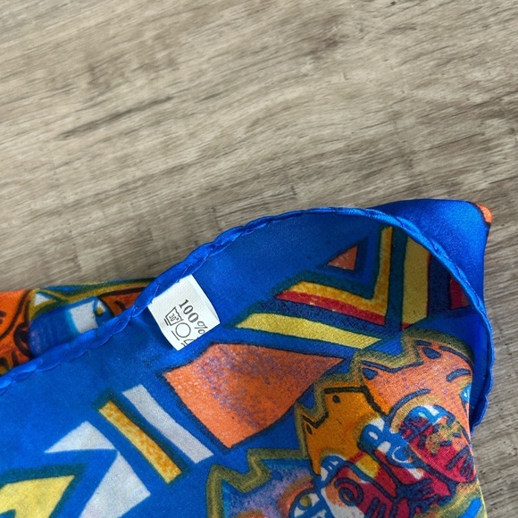 100% Silk Cat Print Scarf - Picture 4 of 5